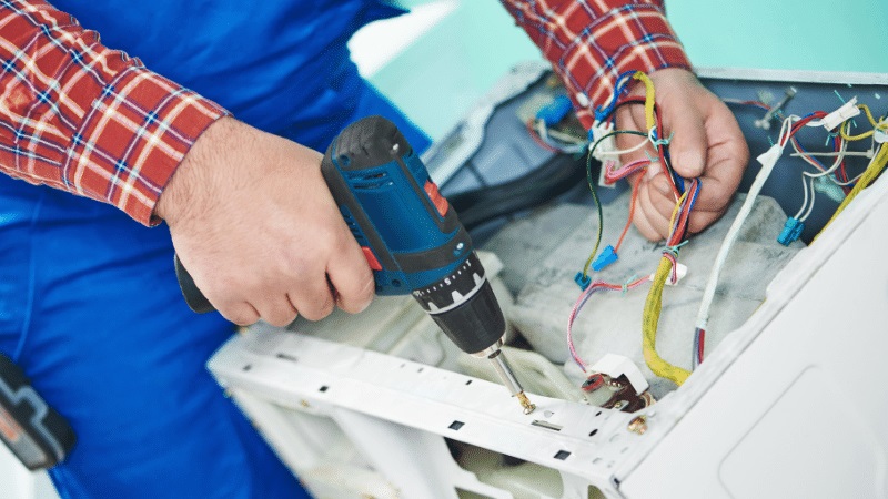 Güdül Fondital Fondital çamaşır makinesi kart tamiri – Su almama arızası orijinal parça ile giderildi. - Teknik servis örneği